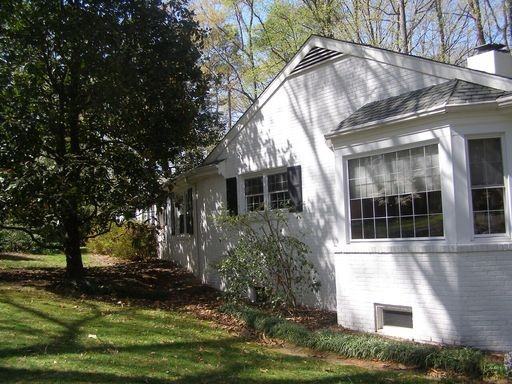 3440 Stratford Rd - Photo 2 of 15