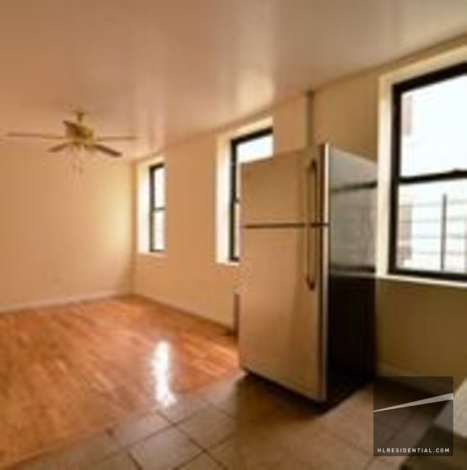 Grand Concourse #G41