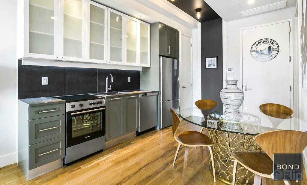 785 Dekalb Avenue #302