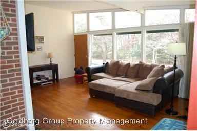 15726 Ashland Dr - Photo 2 of 7