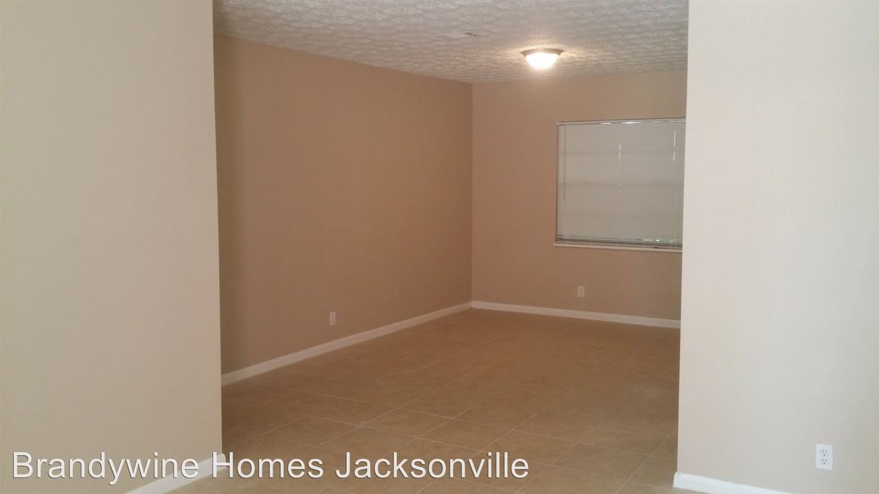 6136 Post Oak Rd W - Photo 2 of 16