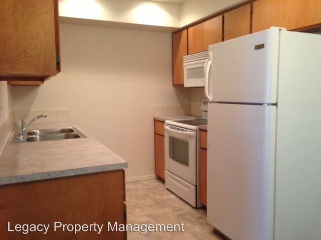 8310-8324 SE Rhine St - Photo 2 of 7