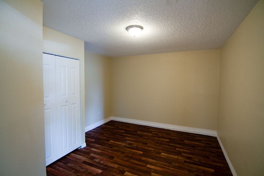 3273 Partridge St - Photo 2 of 6