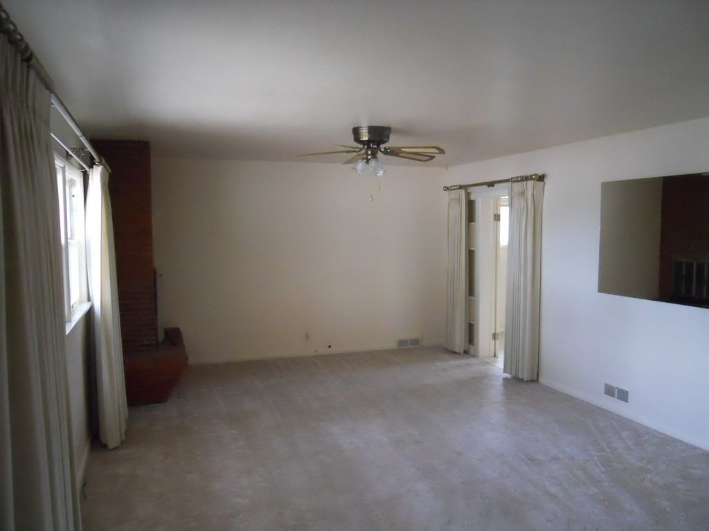 1238 W Abriendo Ave - Photo 2 of 19