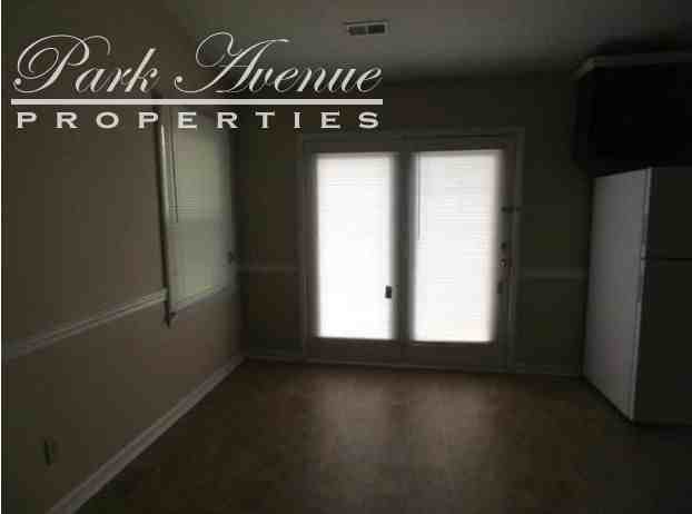 5205 Chelsey Ln - Photo 3 of 8