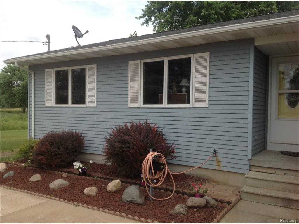 10061 S State Rd - Photo 2 of 27