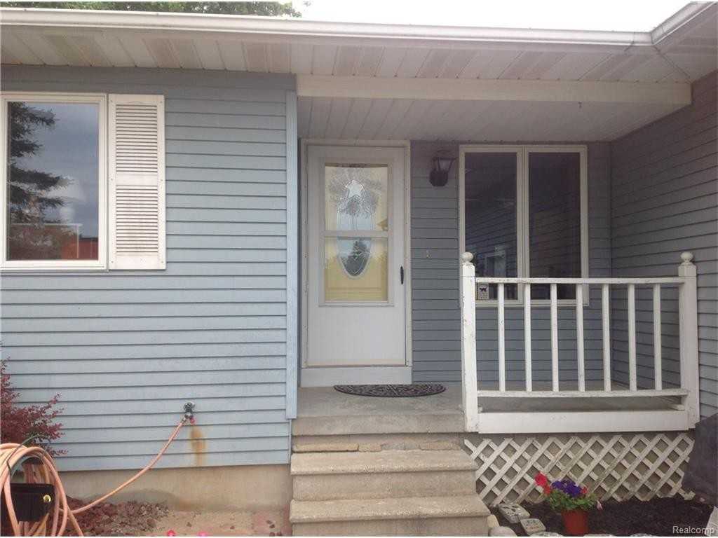 10061 S State Rd - Photo 3 of 27