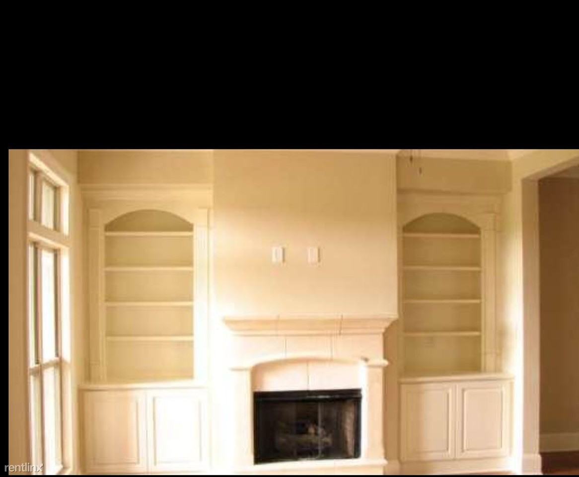 147 Alderwood Hill NE - Photo 2 of 18