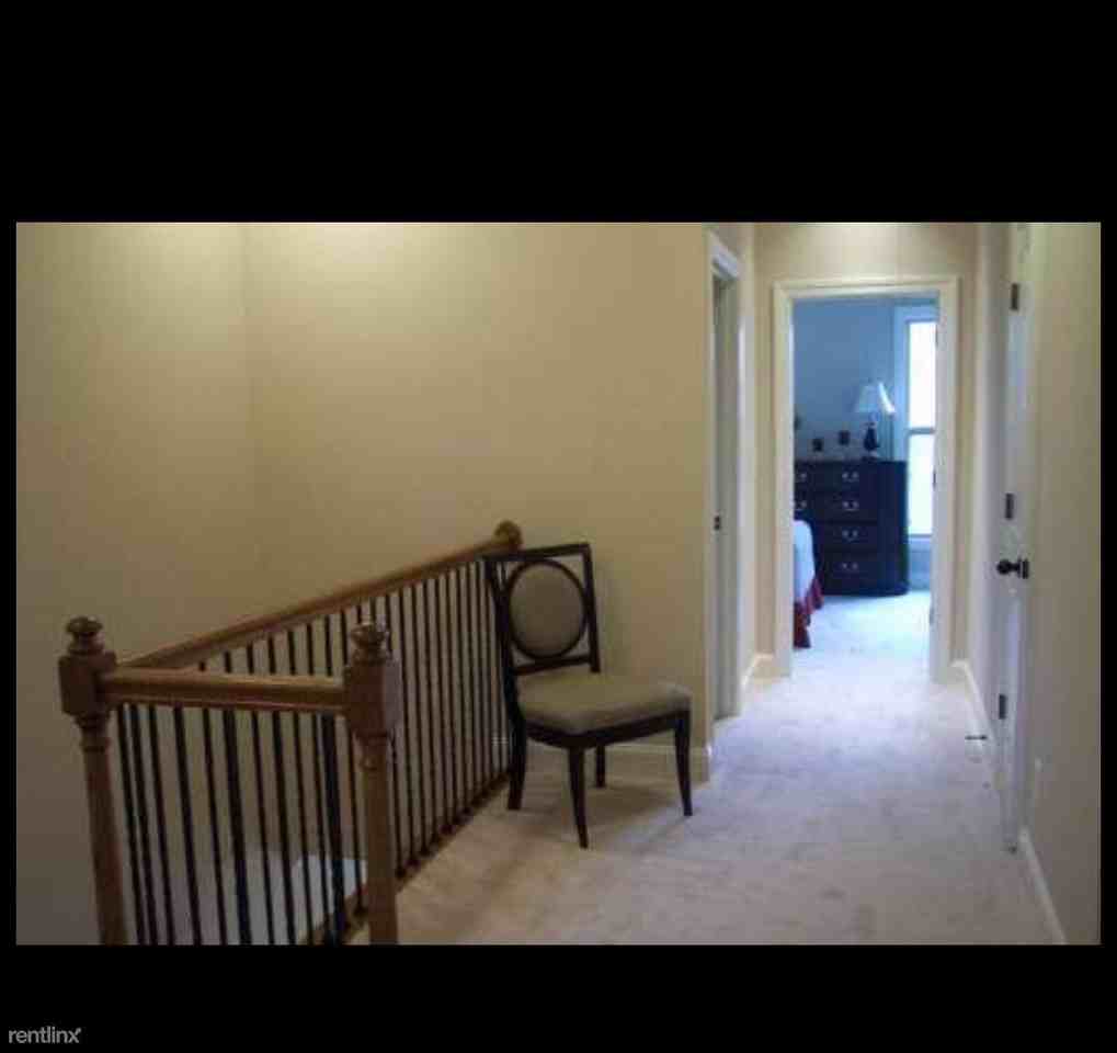 147 Alderwood Hill NE - Photo 3 of 18