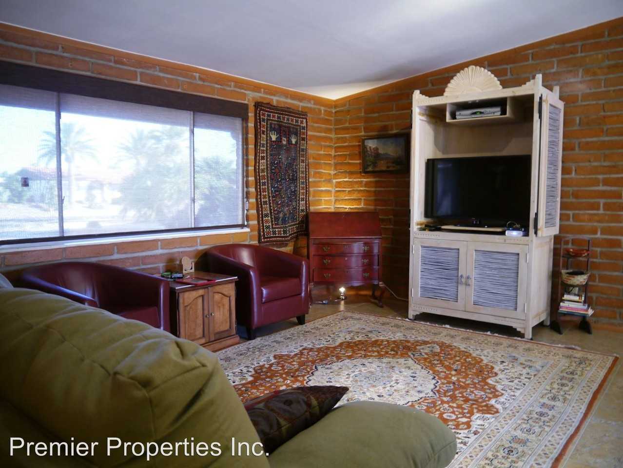 230 E El Viento - Photo 2 of 8