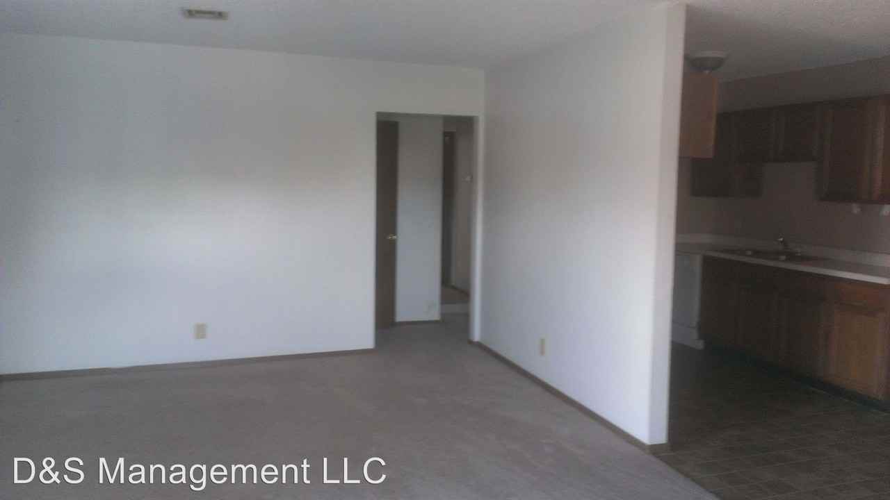 8404 S Camay Ave - Photo 2 of 6