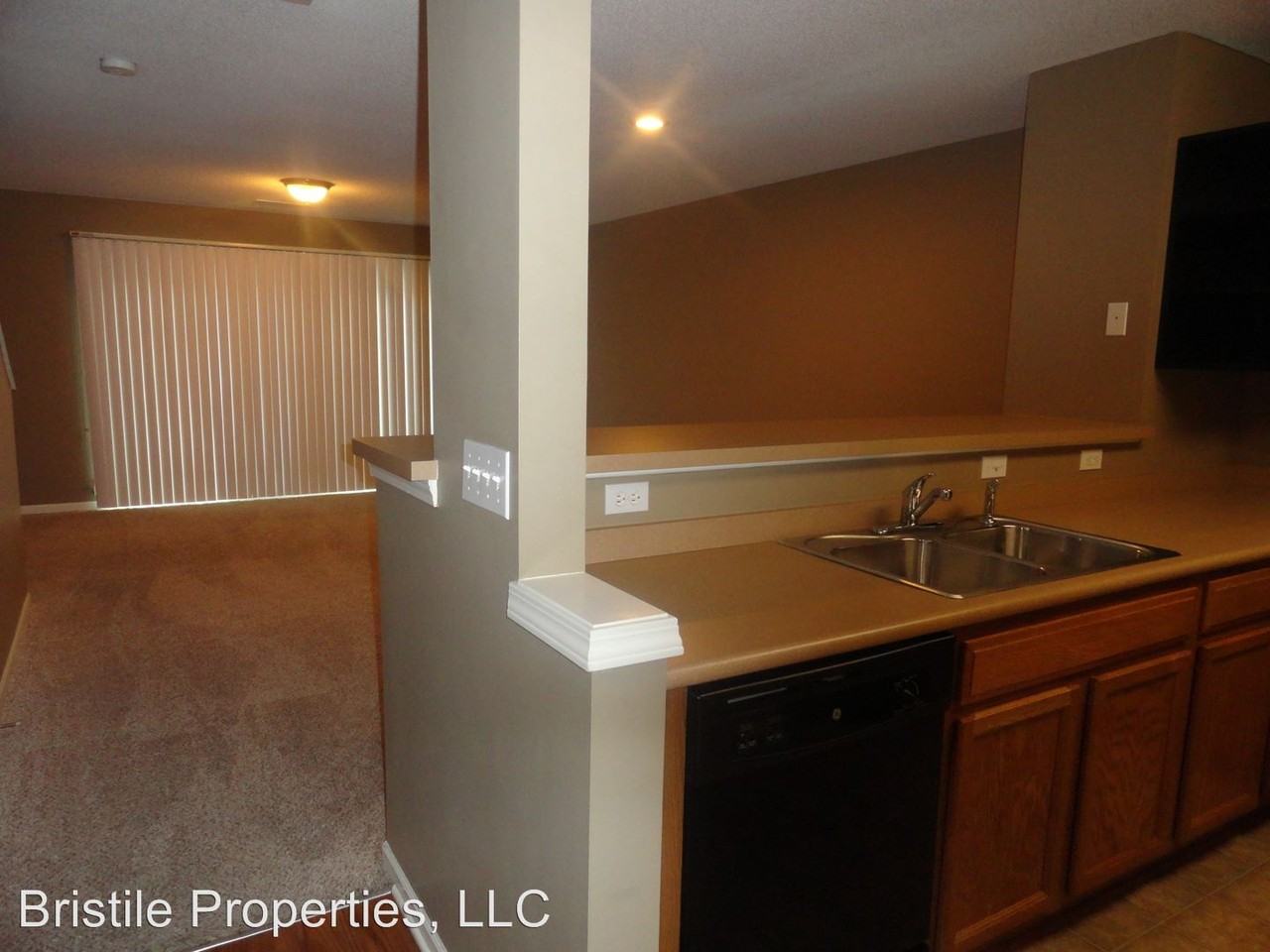 5416 N Hickory St - Photo 3 of 8