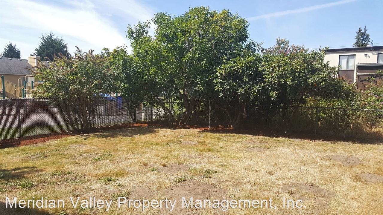 533 5th Ave S - Photo 2 of 11