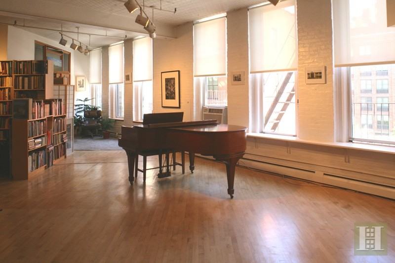 48 Great Jones St #3R - Photo 3 of 8