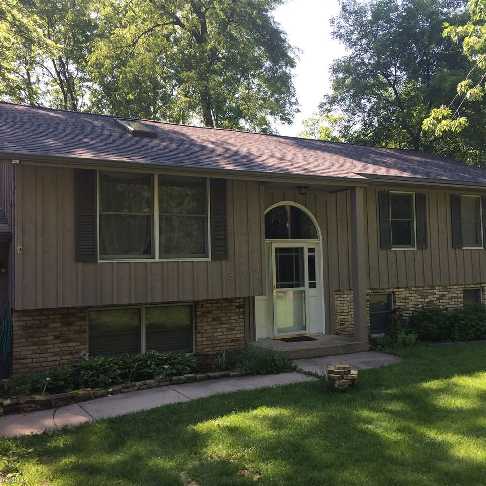917 Oak St - Photo 2 of 29