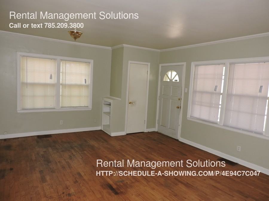 1517 N Kansas Ave - Photo 3 of 7