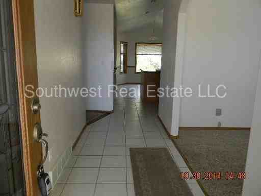 2085 E Teton Blvd - Photo 2 of 17