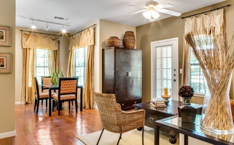 1409 N Zang Blvd - Photo 3 of 10