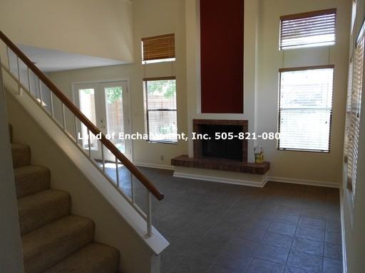 10308 Oso Grande Rd NE - Photo 2 of 20