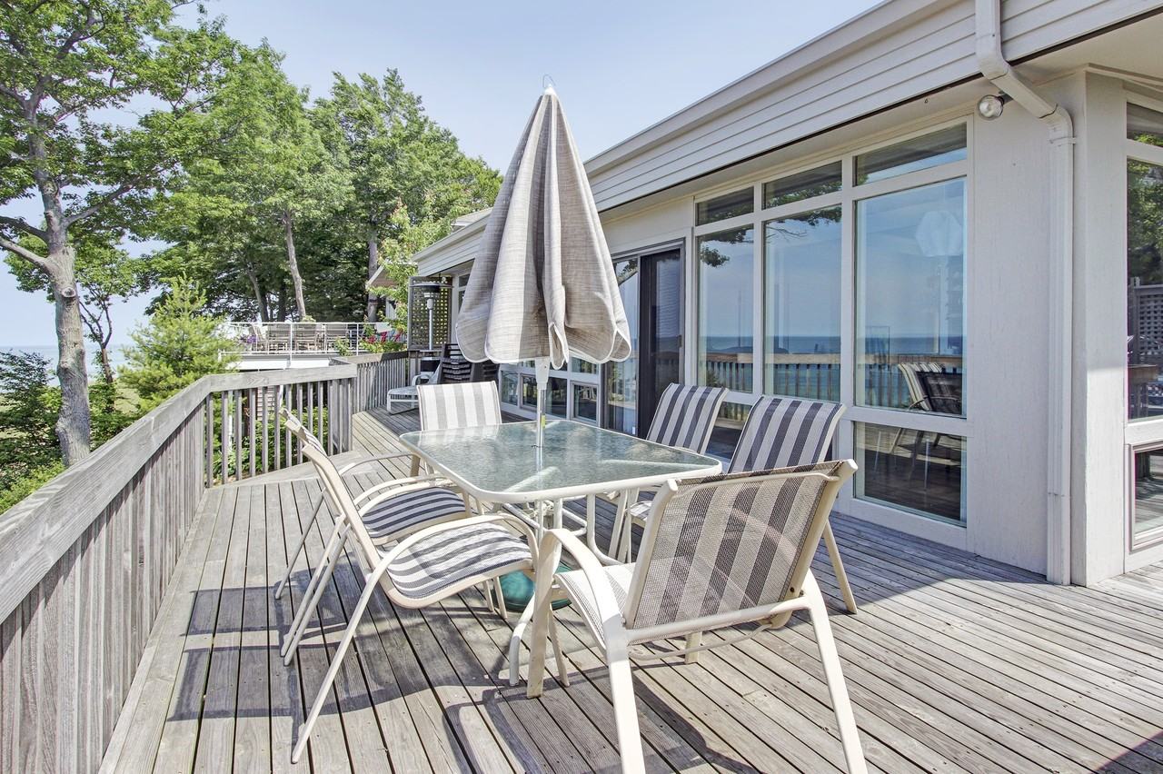 7745 Margaret Ave - Photo 3 of 17