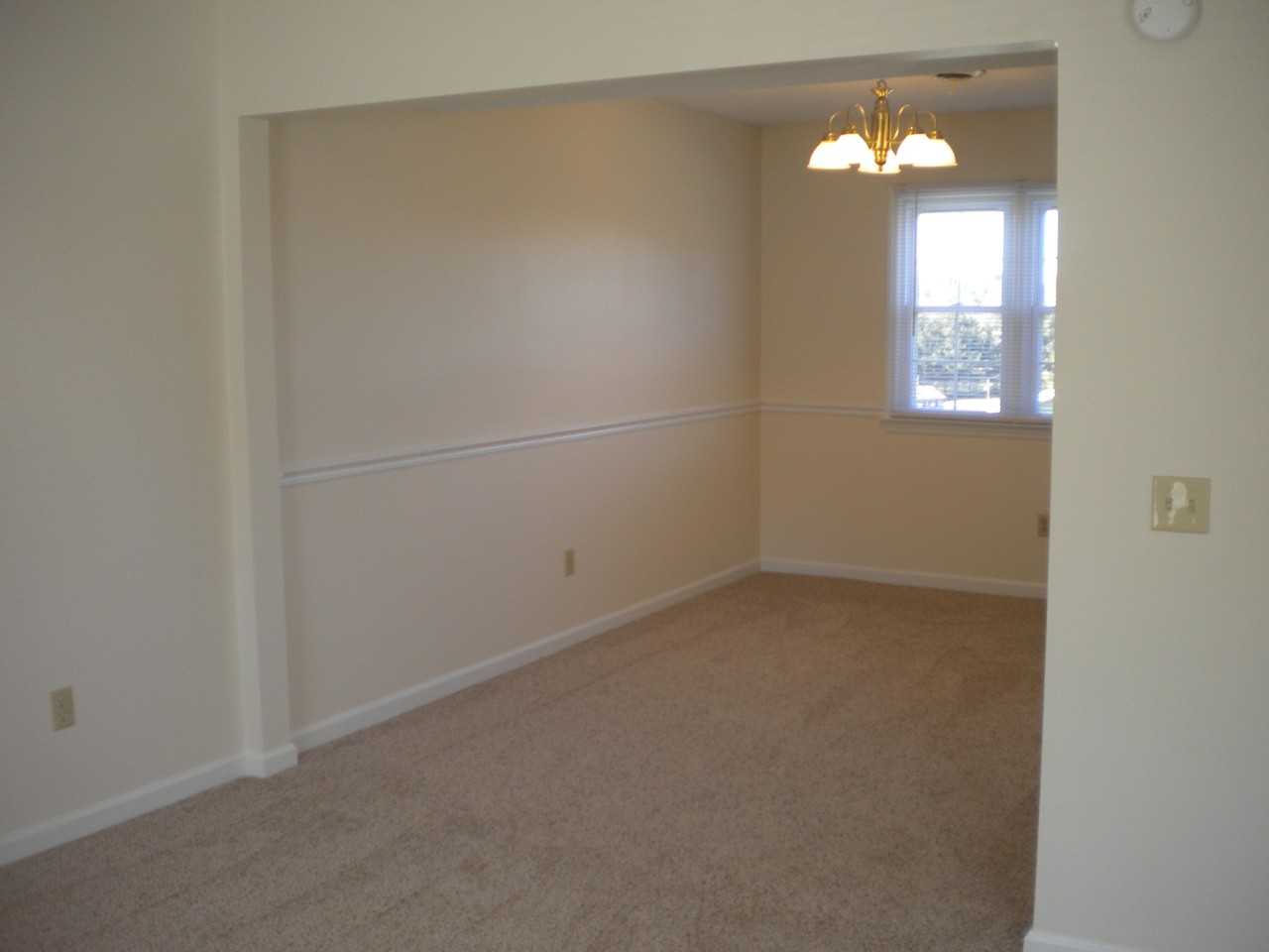 106 Walnut Hill Dr - Photo 3 of 9