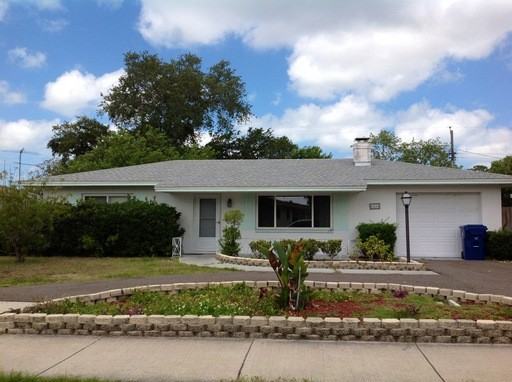 6434 115th Ln - Photo 2 of 14