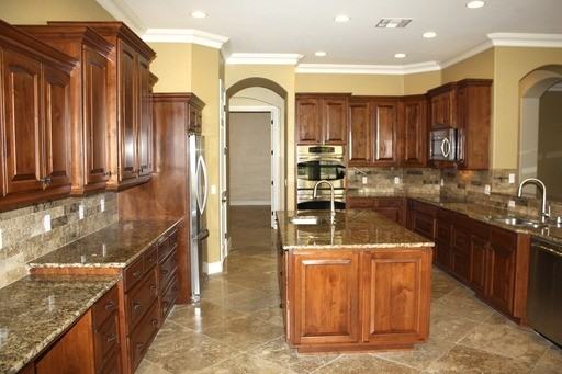 1636 N Roca Cir - Photo 3 of 30