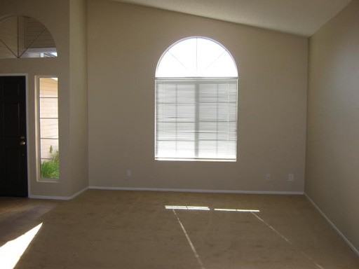 22753 Derby Pl - Photo 2 of 18