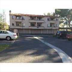 7110 Woodlake Ave - Photo 3 of 20