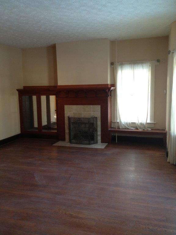 162 Lexington Ave - Photo 3 of 15