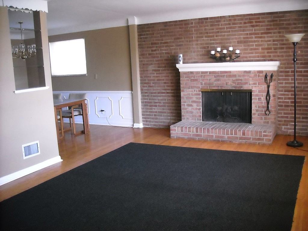 3240 Basswood Ln - Photo 2 of 14