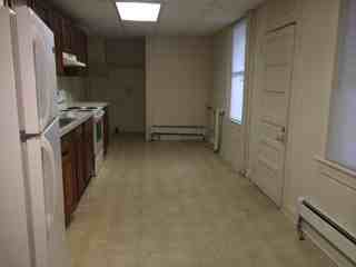 231 S Penn St - Photo 3 of 9