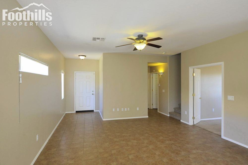 3798 E Felix Blvd - Photo 3 of 25