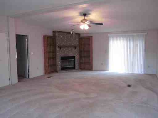 5888 Granbury Hwy - Photo 2 of 10