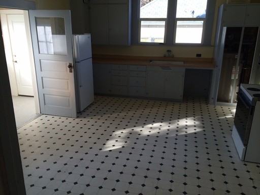 300 Main St - Photo 3 of 3