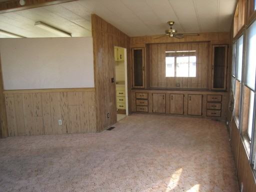 602 Elkhorn St - Photo 3 of 15