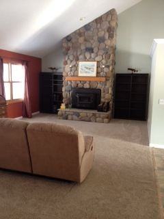 9559 W P Q Ave - Photo 2 of 10