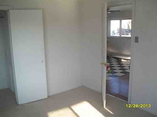 8701 Anchor Bay Dr - Photo 2 of 3