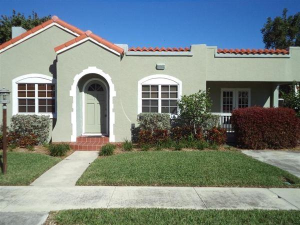 164 Yale Dr - Photo 2 of 6