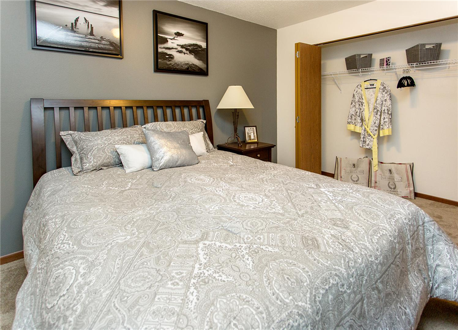 1640 Hull Ave. E. 101 Apartments 1640 E Hull Ave, Des Moines, IA