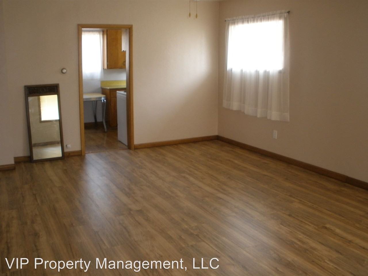 214 Riverside Ave W - Photo 3 of 14