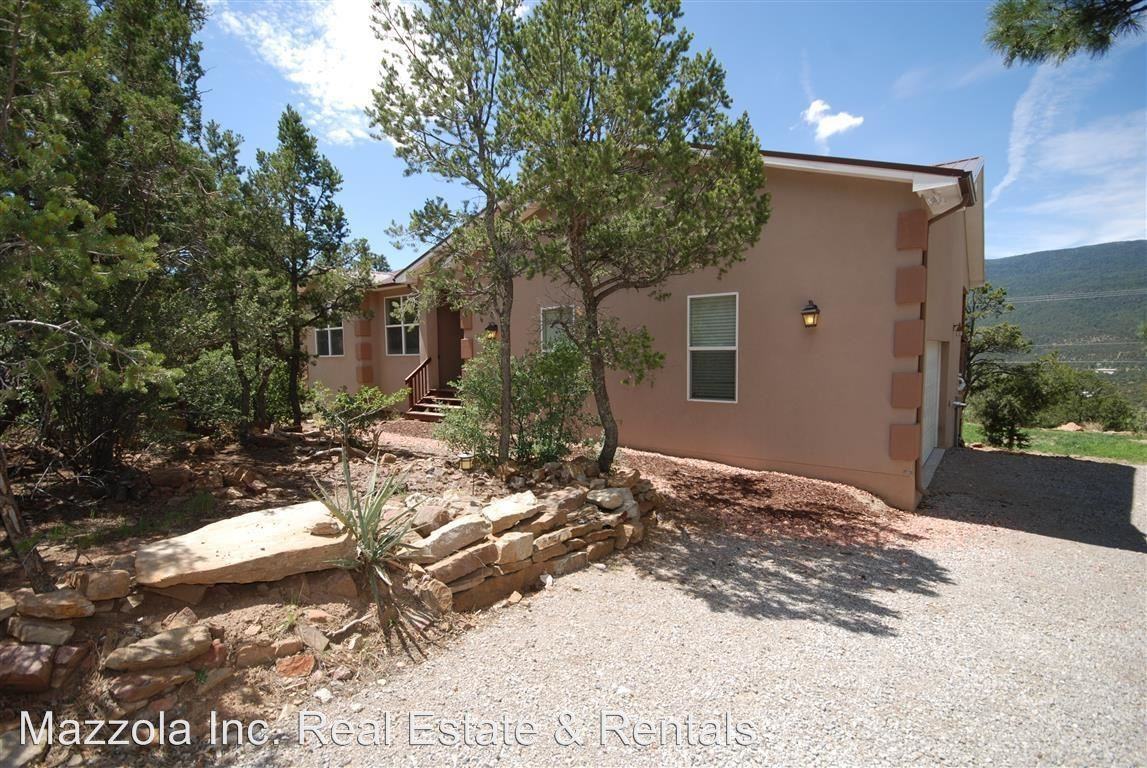 111 Sangre De Cristo Cir - Photo 2 of 27