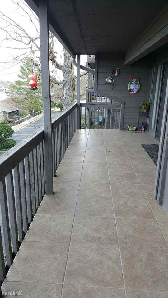 201 Hamilton Oaks Dr #T2 - Photo 2 of 8