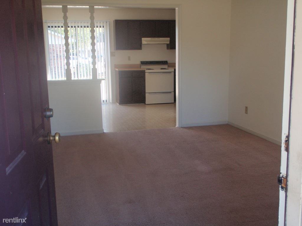 Highlander Rentals - Photo 2 of 6