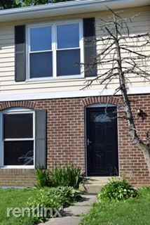 329 E Edgewater Way - Photo 3 of 10