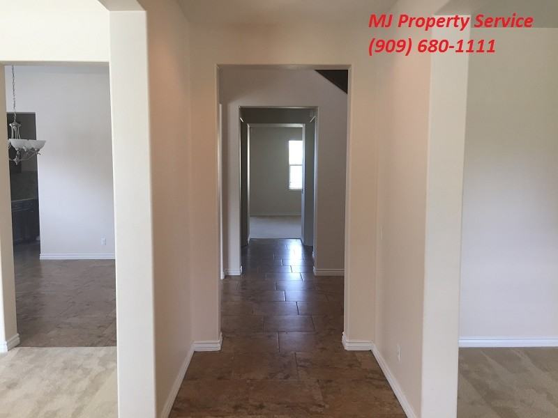 25719 Lacebark Road - Photo 3 of 14