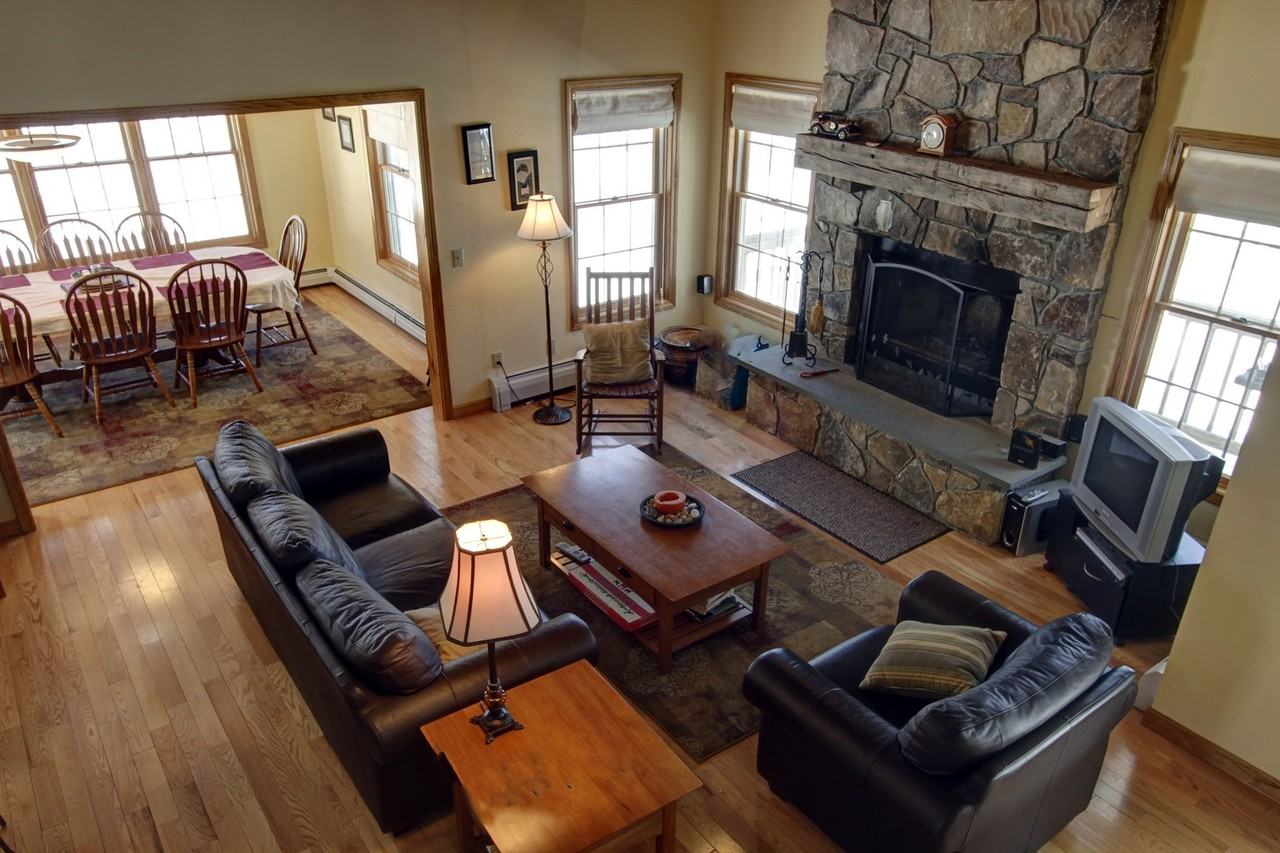 41 Rogues Ridge Road - Photo 3 of 11