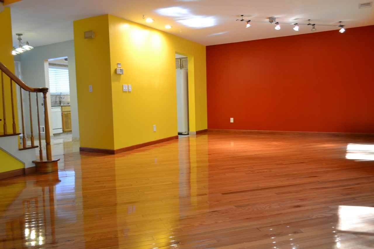 78 Jean Ct - Photo 2 of 27