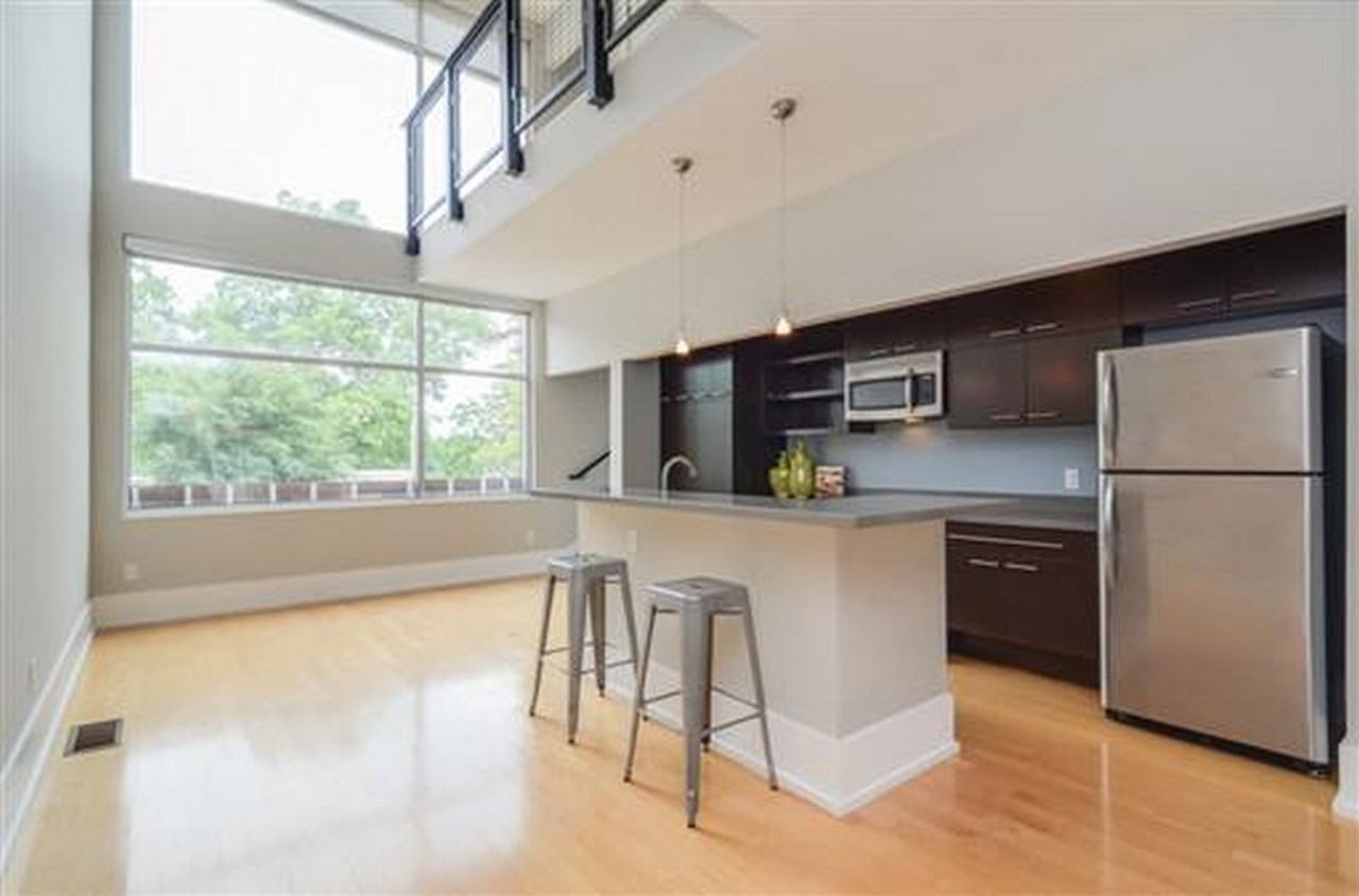 706 Strickland Dr - Photo 2 of 13