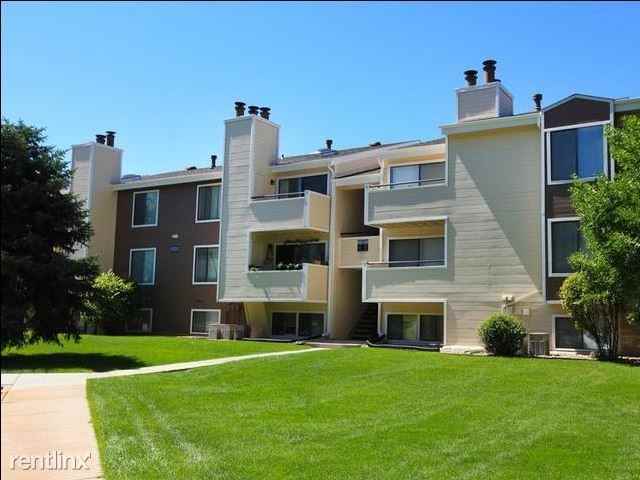 Greenwood Point Apartment Homes - Photo 2 of 8